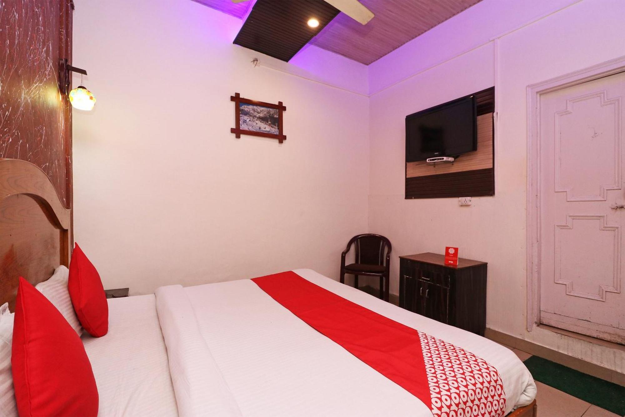 Flagship Dolphin Hotel Barasat Екстер'єр фото